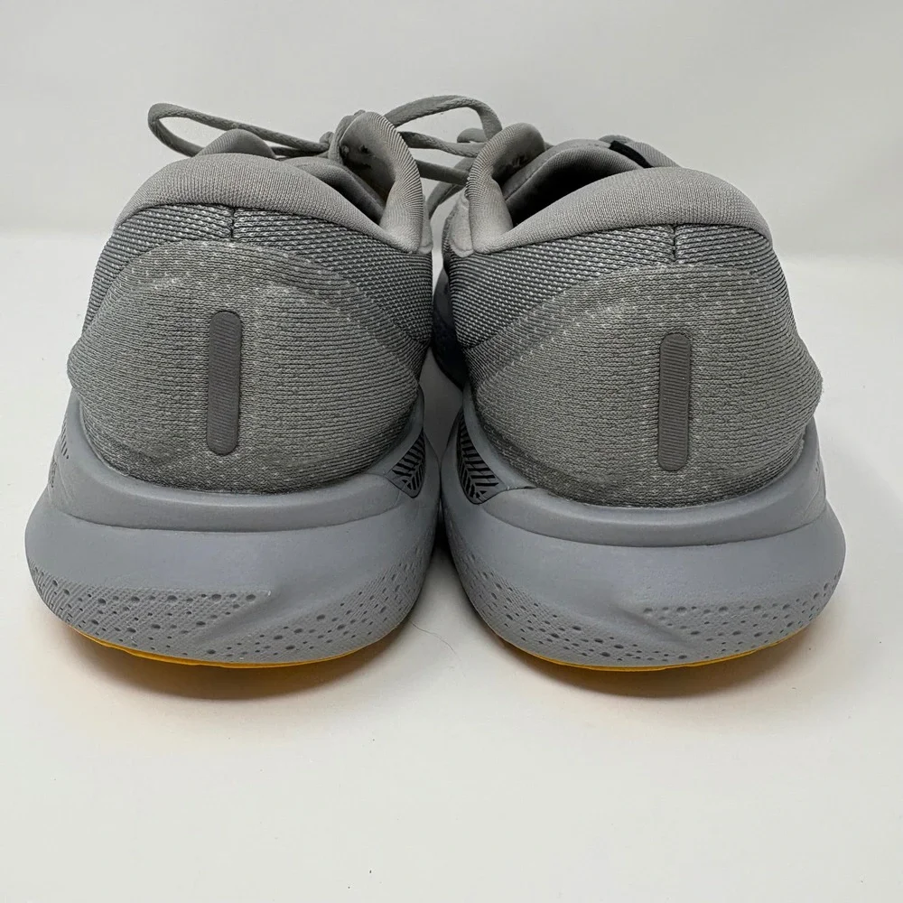 Brooks Adrenaline GTS 24 Men's Size 10.5 Wide Grey Running Shoes (1104372E084)